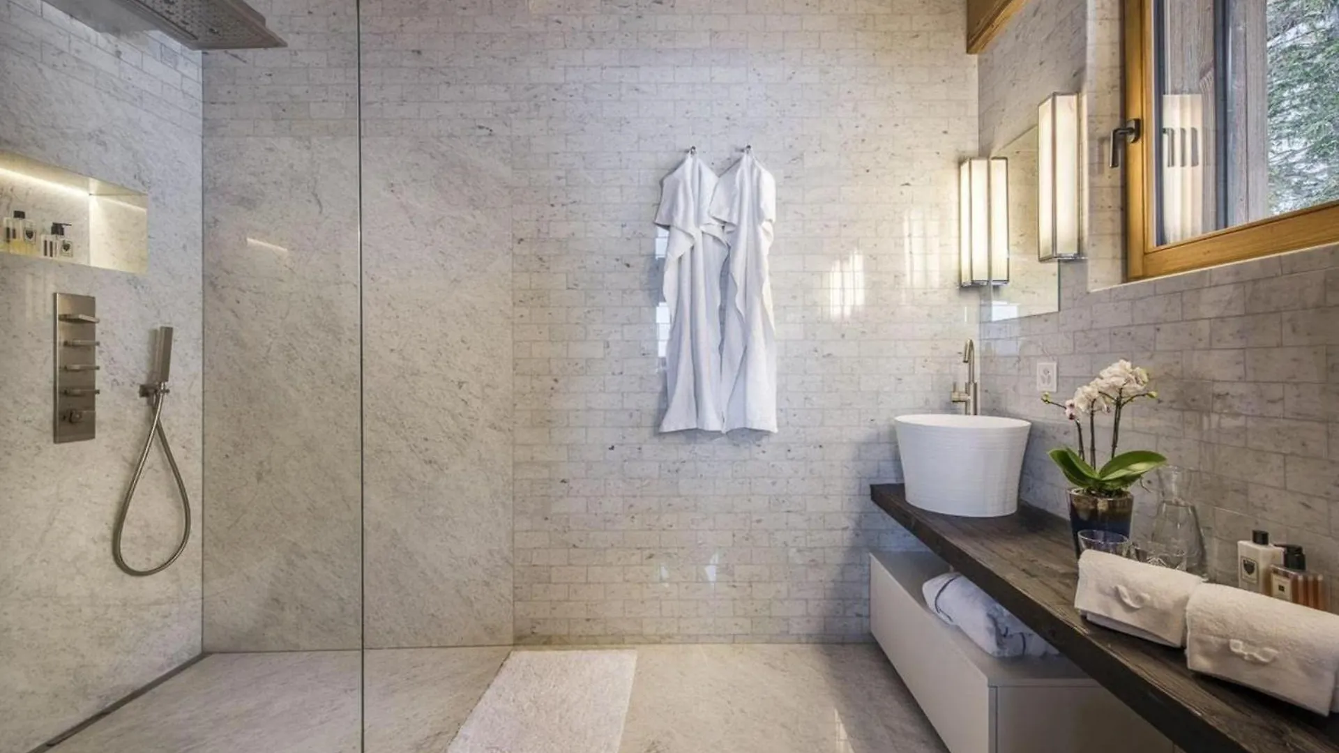 Luxury Morzine Chalet & Pool Holiday home